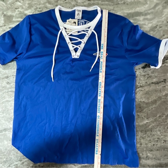 Toronto Blue Jays ladies shirts (lot of 2) Size Large both NWT (P1) - Picture 9 of 14